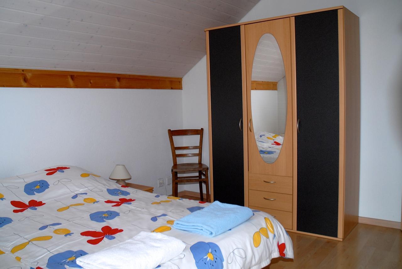 Appartment Aux Lilas Les Geneveys-sur-Coffrane Exterior foto